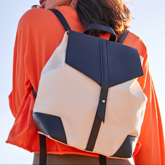 Deux Lux Demi backpack - Picture 1 of 6